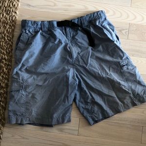 Columbia shorts size large